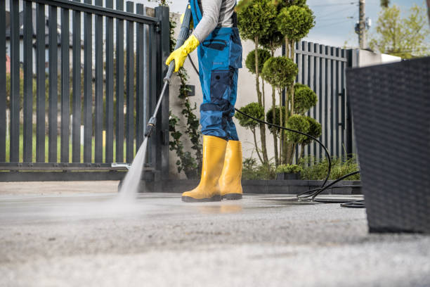 Best Garage Pressure Washing  in Milton, NY