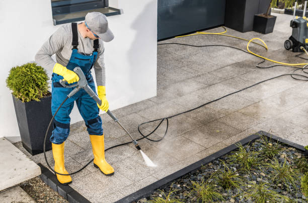 Best Deck Pressure Washing  in Milton, NY